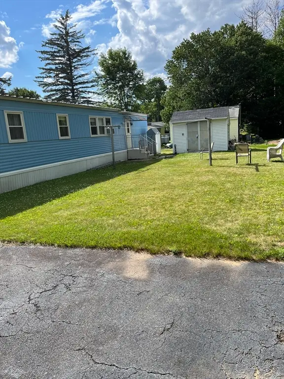23 Riverview Cir, Brimfield, MA 01010 - #3