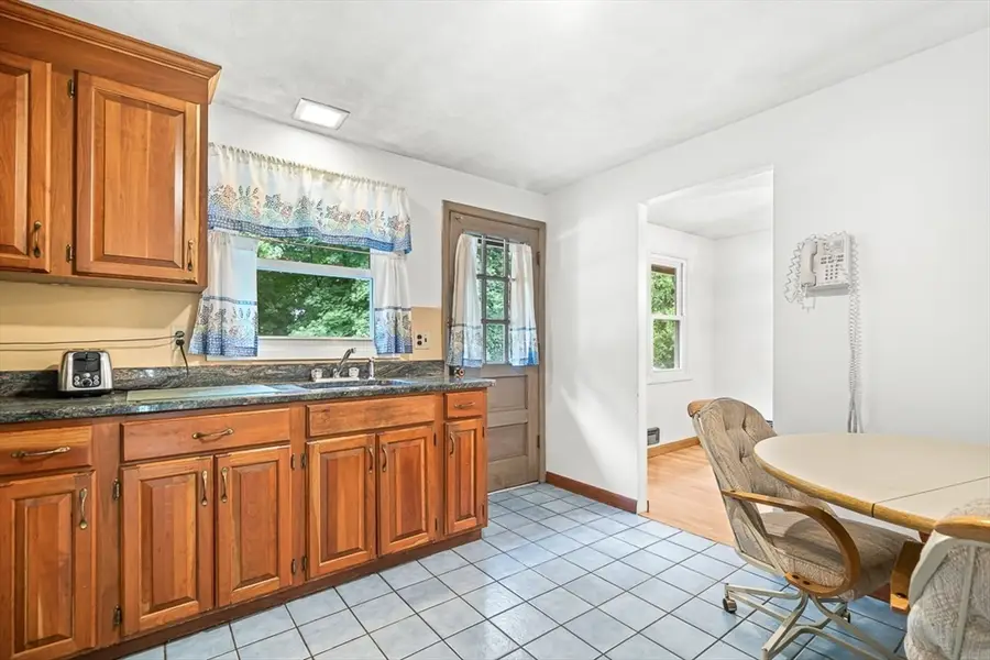 155 Turnpike Rd, Chelmsford, MA 01824 - #3