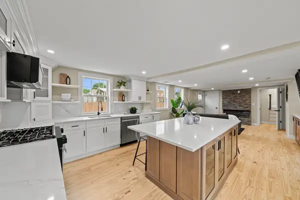 162 High St #B, Danvers, MA 01923
