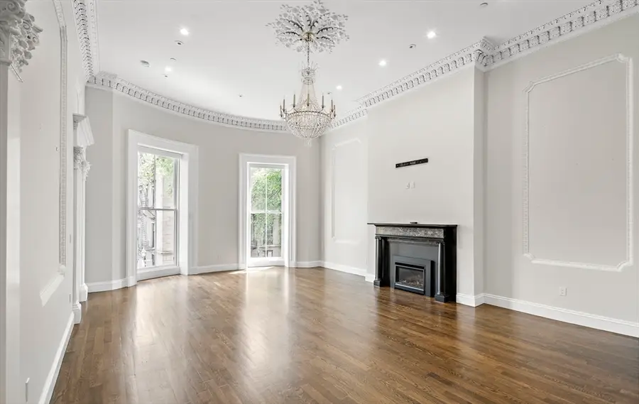 63 Mount Vernon St #4, Boston, MA 02108 - #3