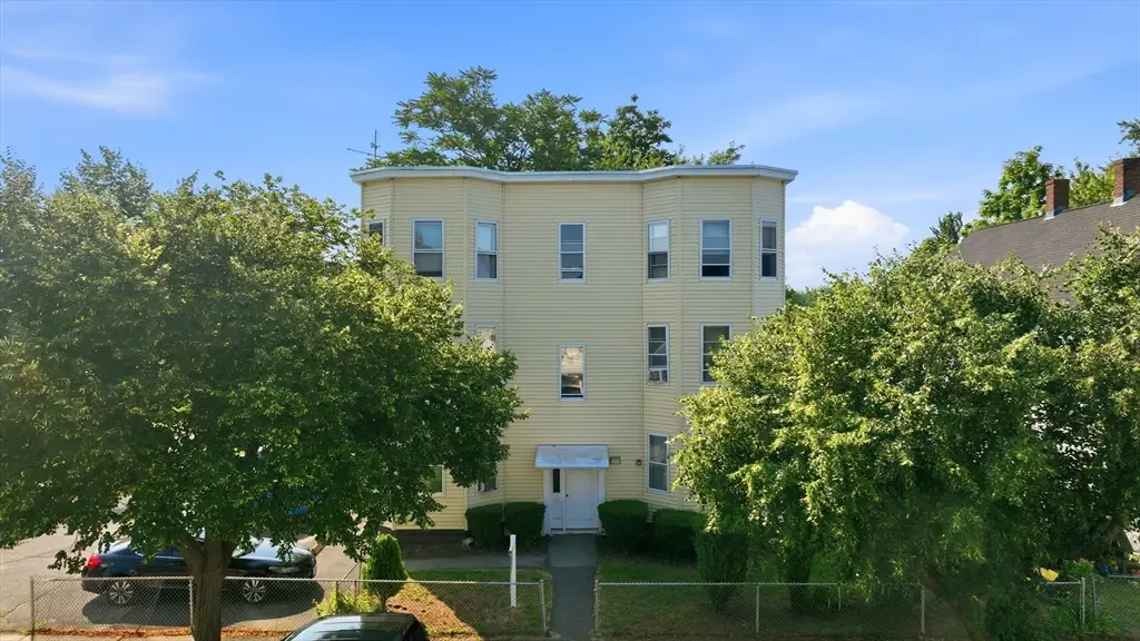 109 Grover St, Springfield, MA 01104 - #1
