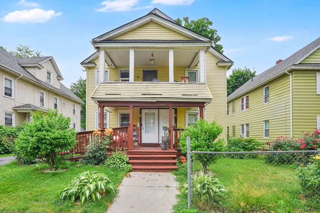 46-48 Narragansett, Springfield, MA 01107 - #1