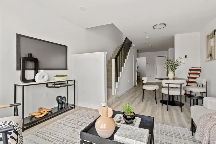 602 Canterbury #10U, Boston, MA 02131 - #2