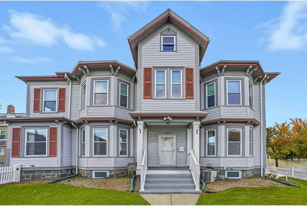 659 Moody St #3, Waltham, MA 02453 - #1