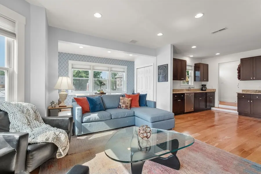 659 Moody St #3, Waltham, MA 02453 - #3