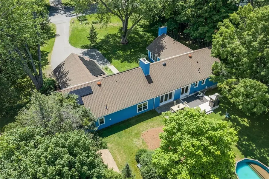 27 Oak Ave, Lunenburg, MA 01462 - #2