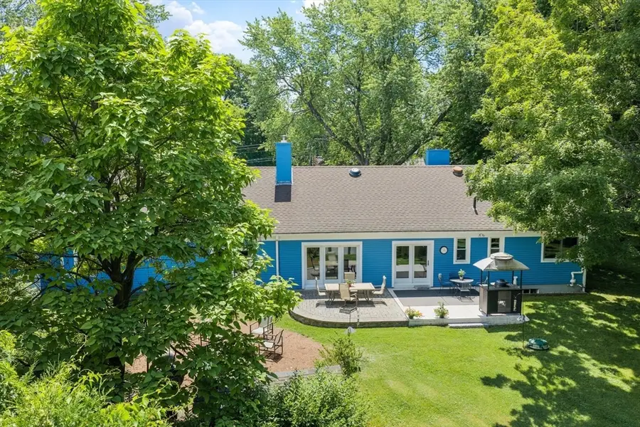 27 Oak Ave, Lunenburg, MA 01462 - #3