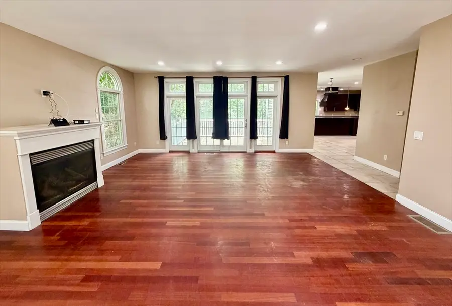 41 Thresher Rd, Hampden, MA 01036 - #3
