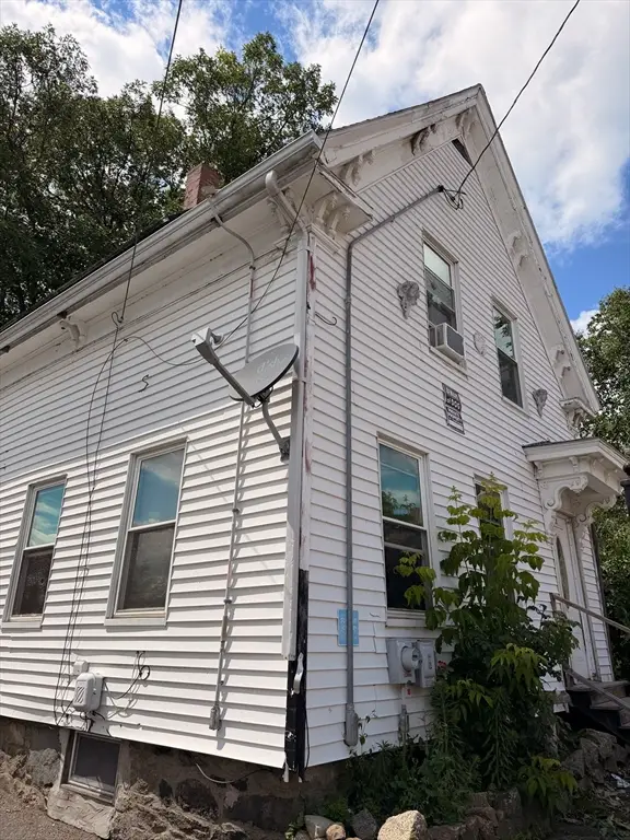 20 Monmouth St, Lawrence, MA 01841 - #2