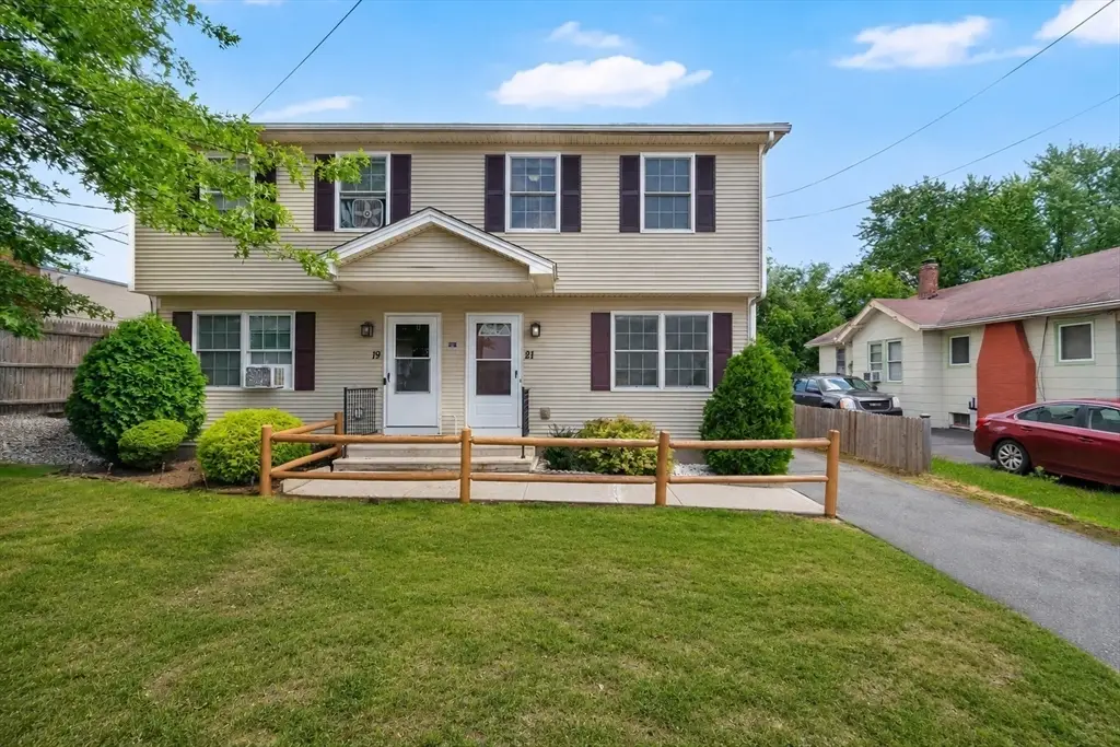19-21 Biddle St, Springfield, MA 01129 - #1