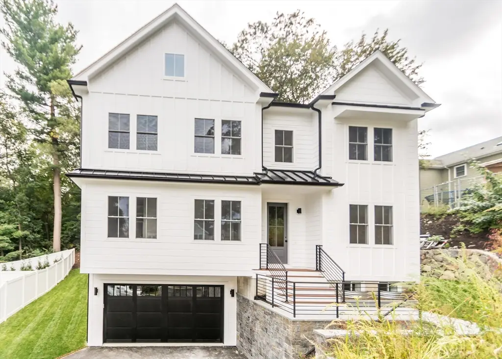 22 Irene Circle, Waltham, MA 02453 - #1