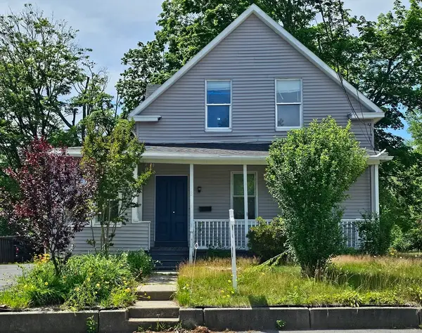 75 Clifford St, Taunton, MA 02780