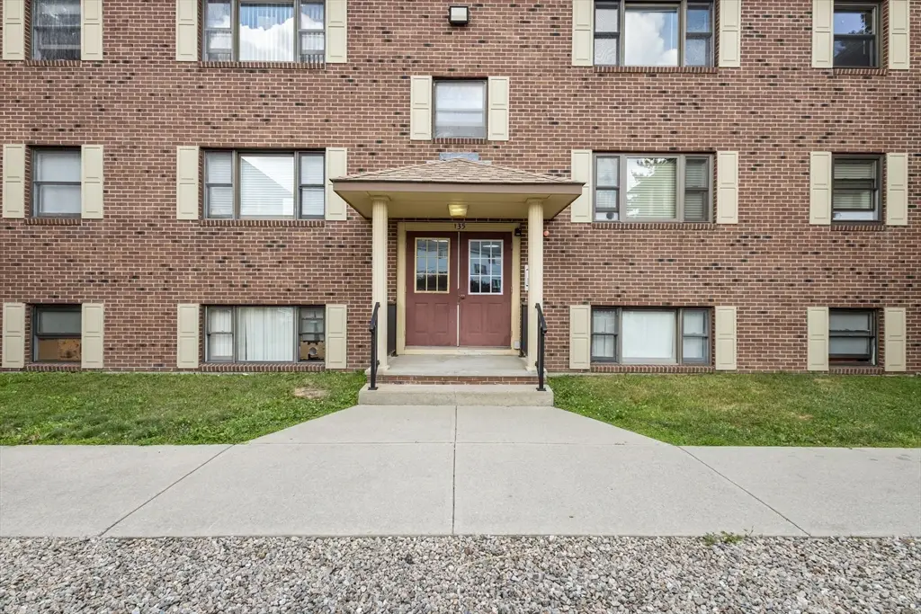 135 Vale Street #16, Fall River, MA 02724 - #1