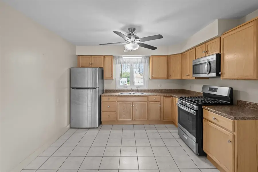 135 Vale Street #16, Fall River, MA 02724 - #3