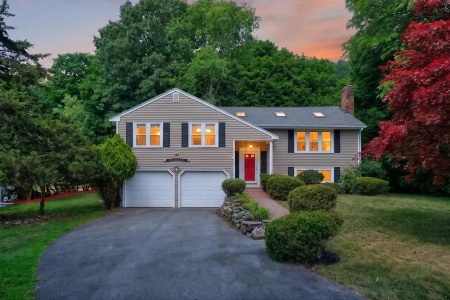 9 Oregon Ave, Braintree, MA 02184 - #2
