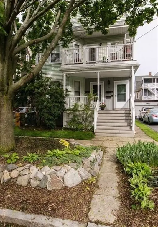 121 Highland Rd #1, Somerville, MA 02144 - #2
