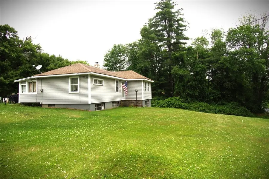78 Blackmer Rd, Southbridge, MA 01550 - #3