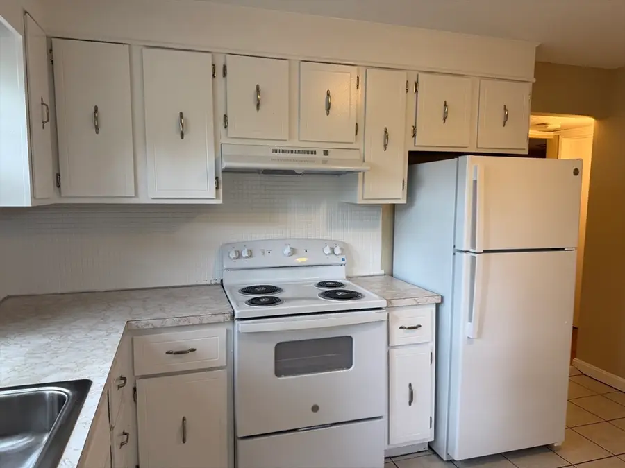 85 Ford Street #B, Methuen, MA 01844 - #3