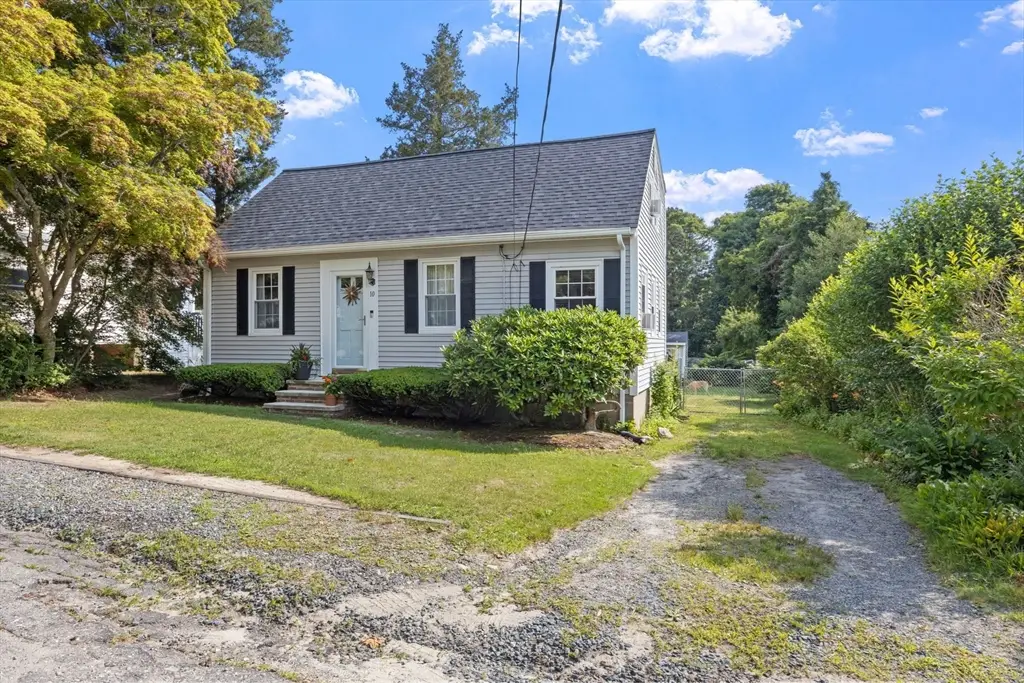 10 Cleveland Ave, Wareham, MA 02532 - #1