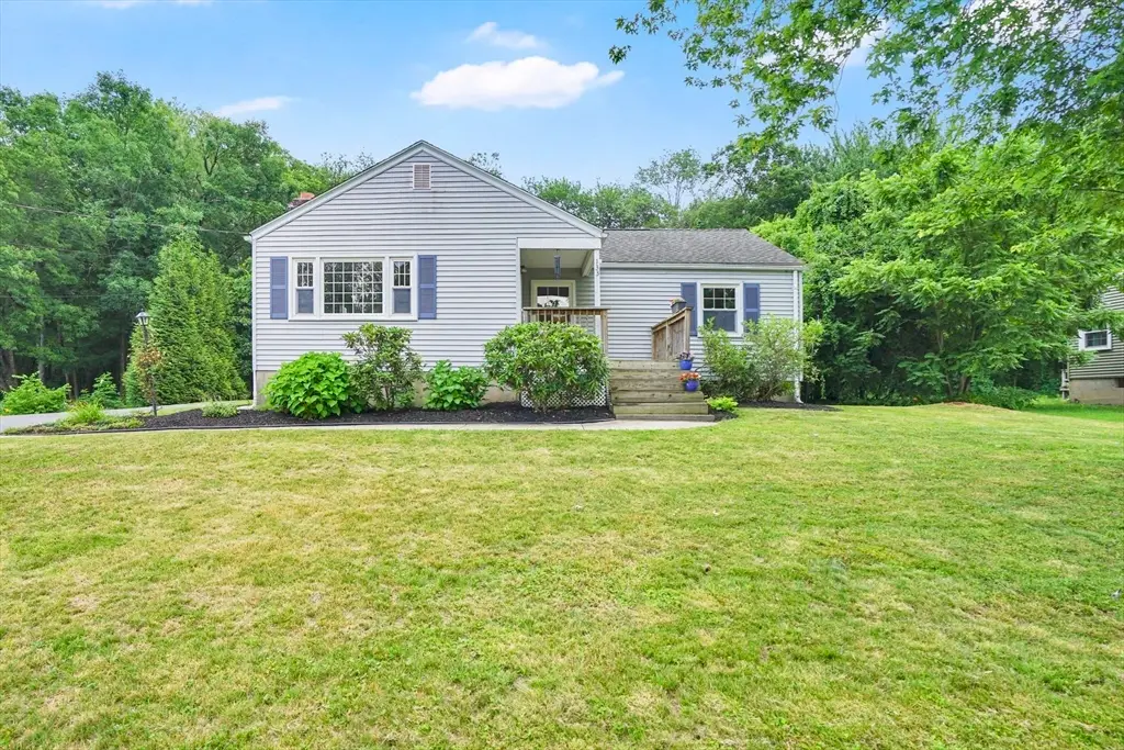 133 Mosier St, South Hadley, MA 01075 - #1