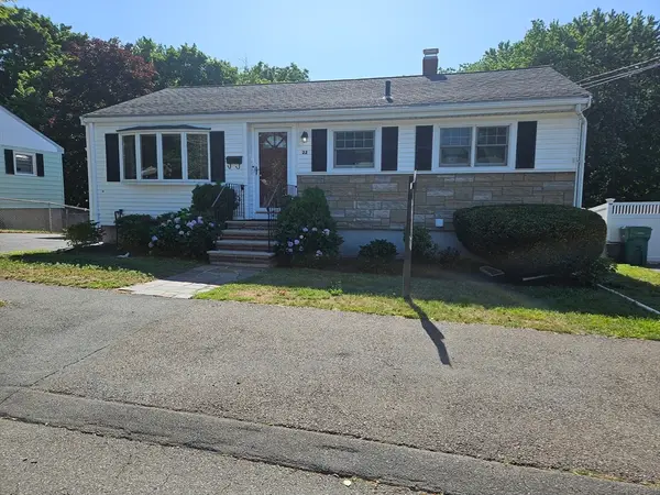 22 O'callaghan Way, Lynn, MA 01905