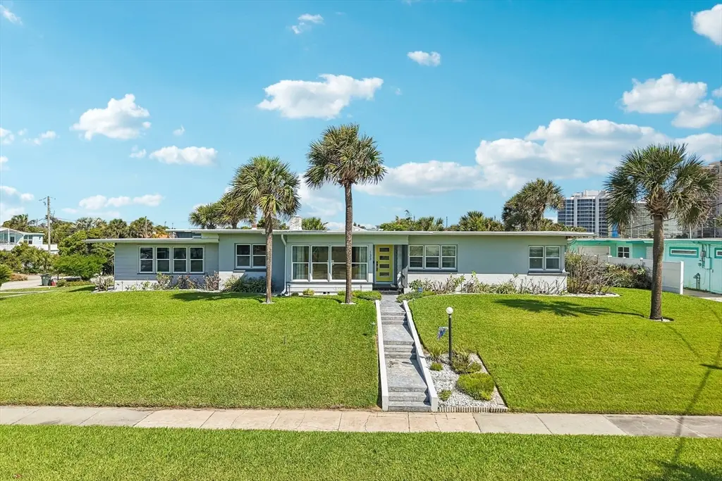 133 Park Ave, Daytona Beach, FL 32118 - #1