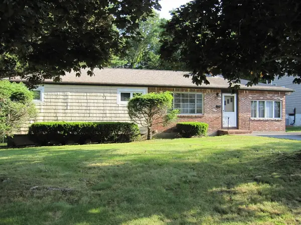 15 Lilian Road, Framingham, MA 01701