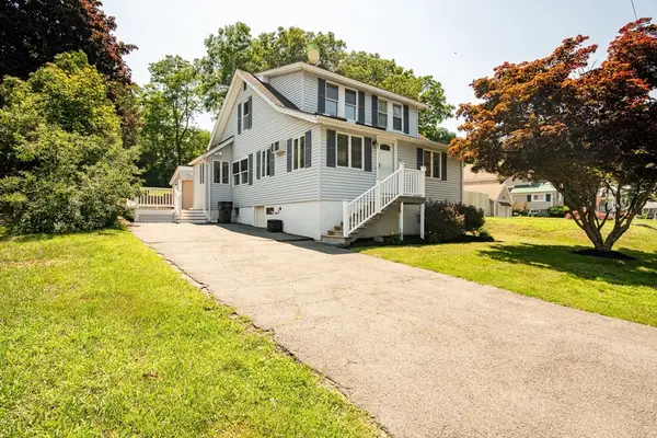 510 West Lowell Ave, Haverhill, MA 01832