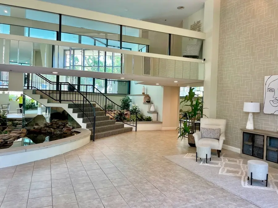 1 Loring Ave #207, Swampscott, MA 01907 - #2