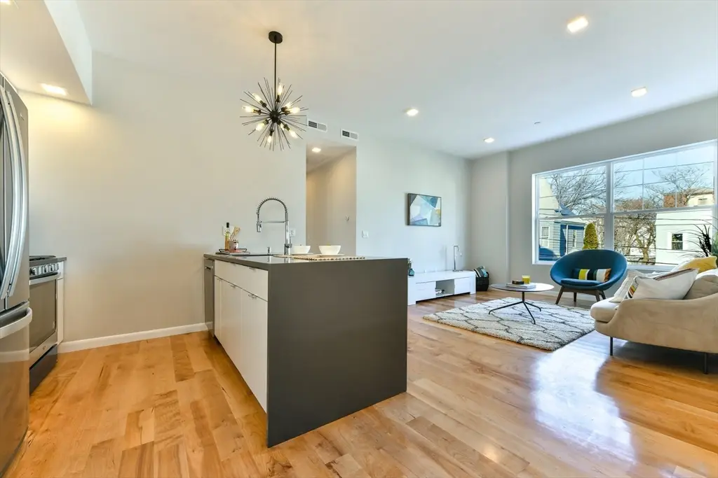 87 Parker St #403, Chelsea, MA 02150 - #1