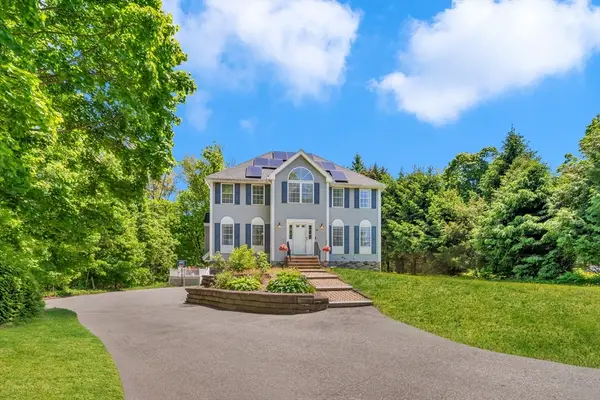 257 Howe St, Methuen, MA 01844
