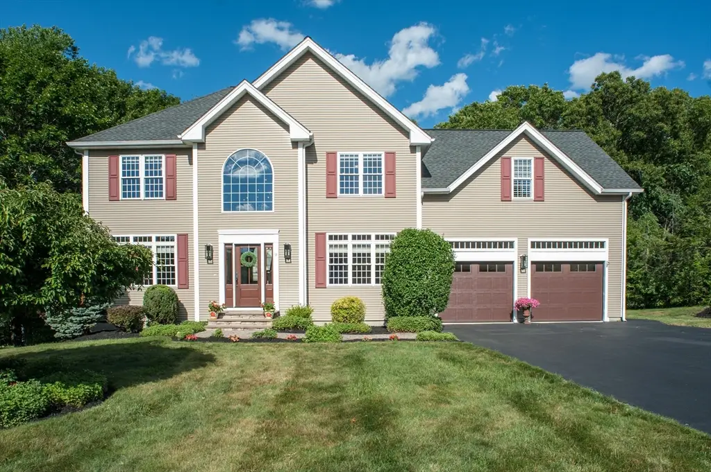 18 Boundary Stone Rd, Sutton, MA 01590 - #1