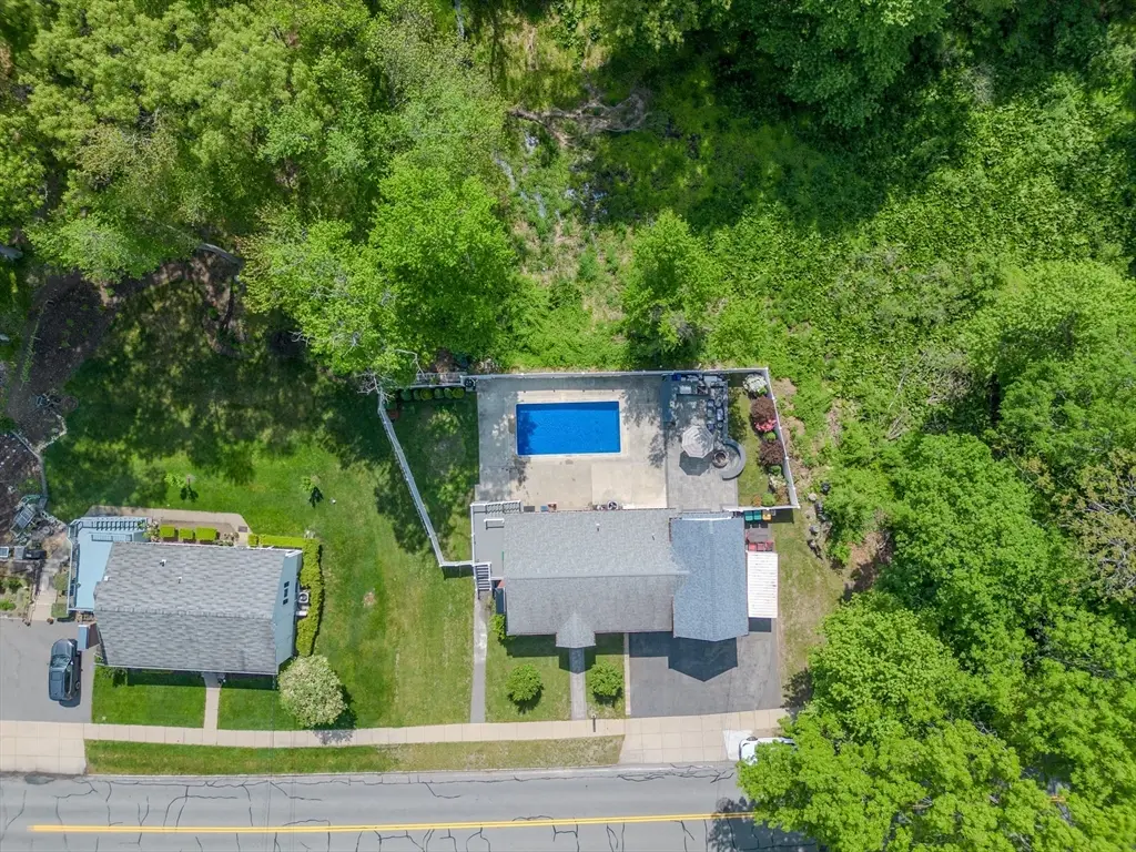 159 Mishawum Rd, Woburn, MA 01801 - #1