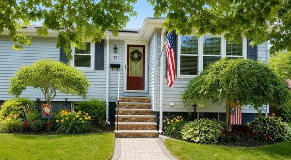 31 Dartmouth St, Lynn, MA 01904