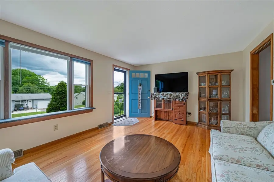 50 Emerson St, Springfield, MA 01118 - #2