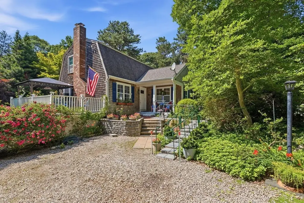 25 Muskegat Rd, East Falmouth, MA 02536 - #1