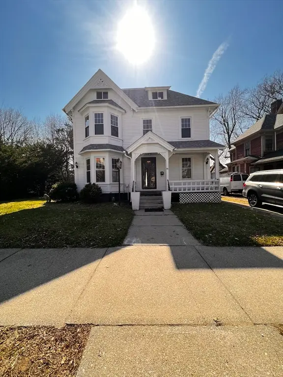 186 Buckingham St., Springfield, MA 01109