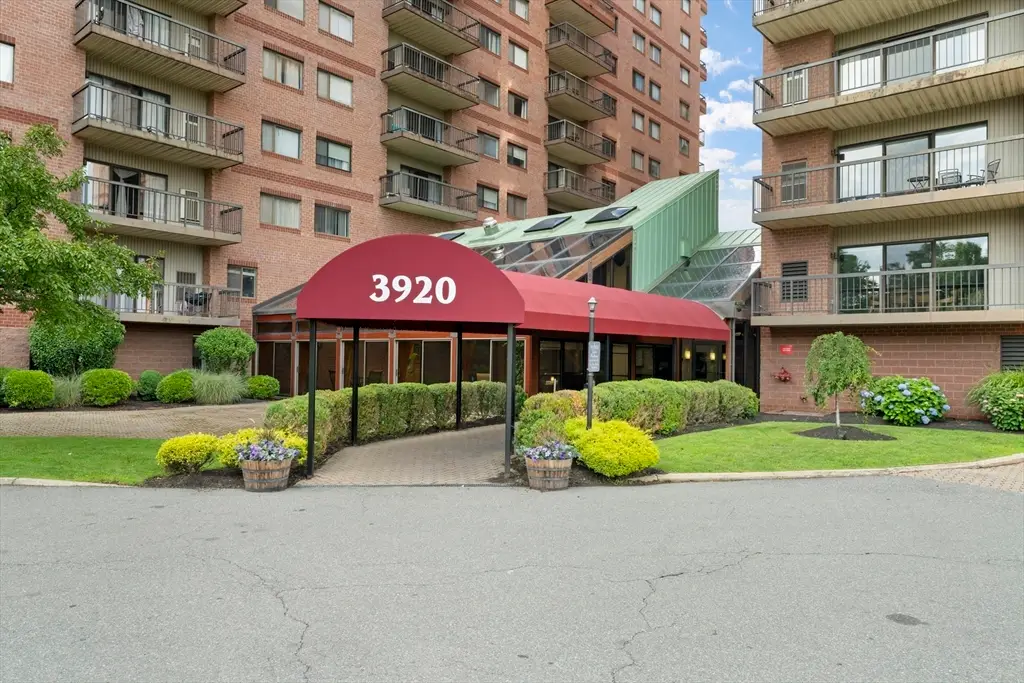3920 Mystic Valley Pkwy #514, Medford, MA 02155 - #1