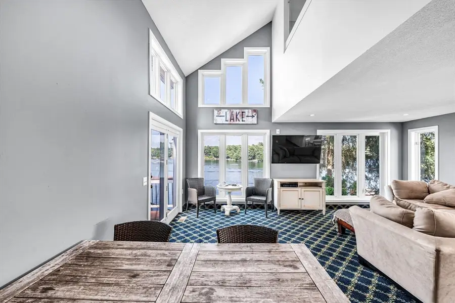 118 Berkshire Ave, Southwick, MA 01077 - #2