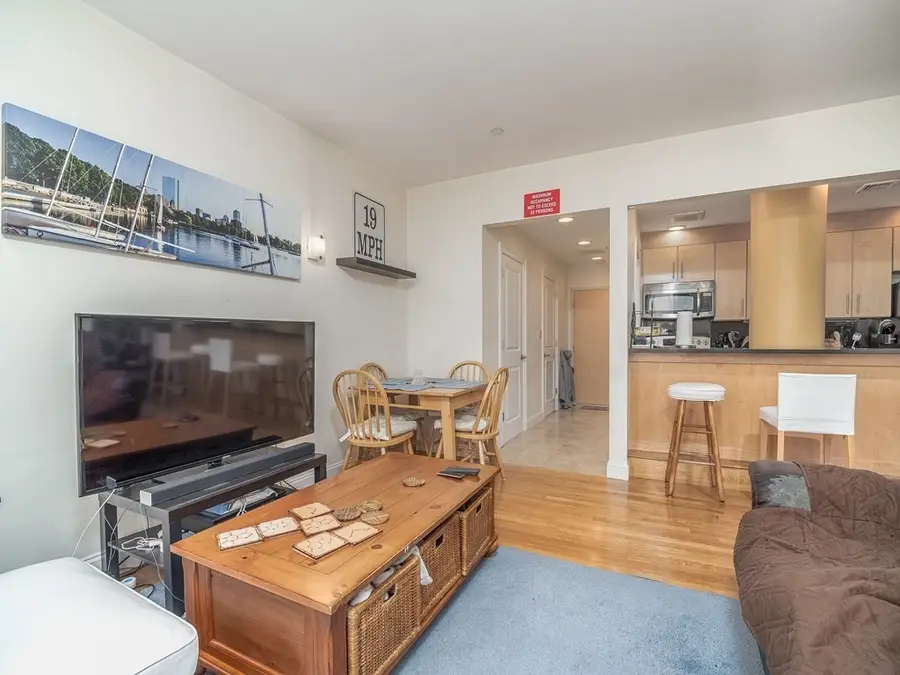 42 Beach St #6B, Boston, MA 02111 - #2