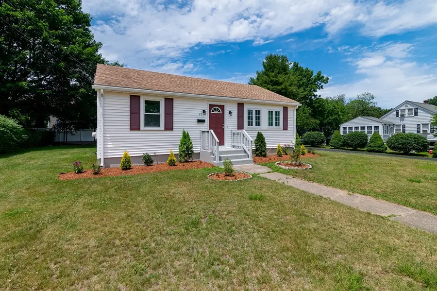 43 Chestnut Ave, Auburn, MA 01501 - #3