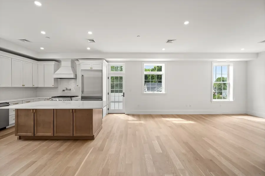 64 Pleasant Street #B, Marblehead, MA 01945 - #2