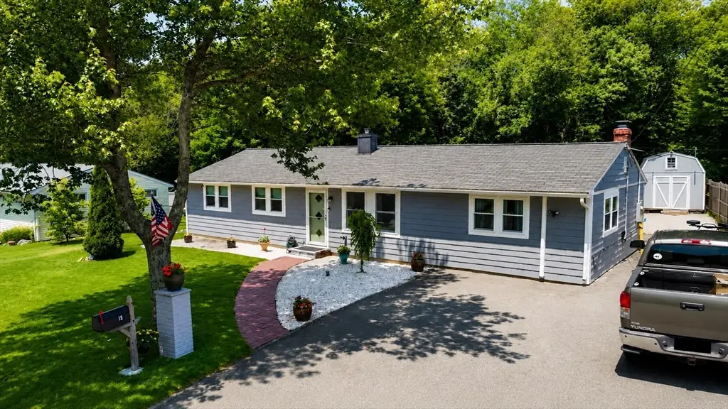 19 Portter Dr, Bellingham, MA 02019 - #1