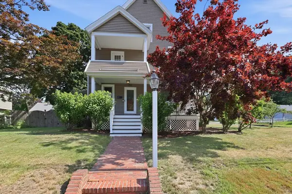 70 Warren Terrace, Longmeadow, MA 01106