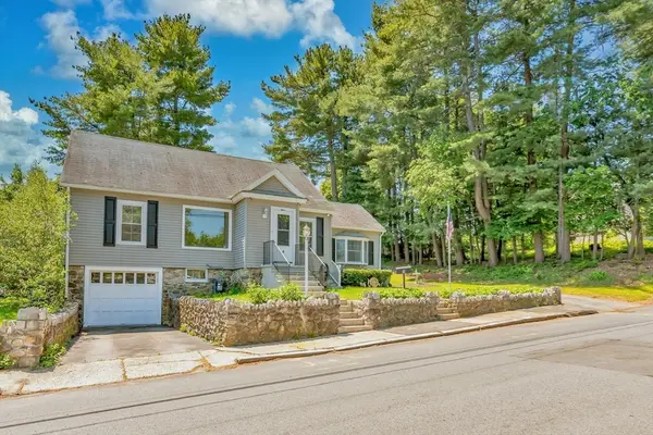 4 Capitol Street, Methuen, MA 01844