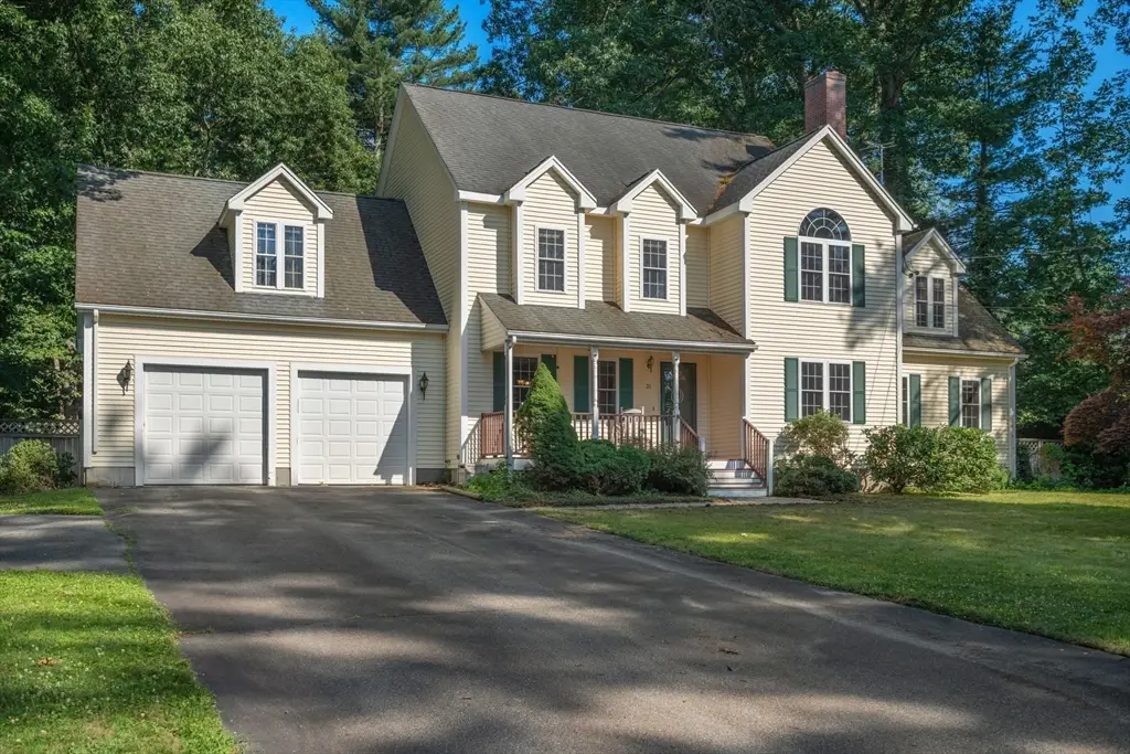 31 Butterworth Dr, Attleboro, MA 02703 - #1