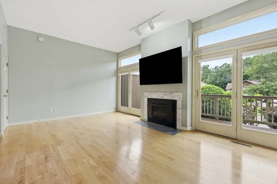 189 Pine Grove Dr #189, South Hadley, MA 01075 - #3