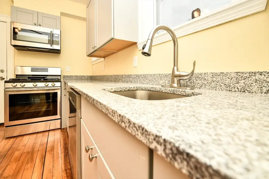 15 Vesta Rd, Boston, MA 02124 - #3
