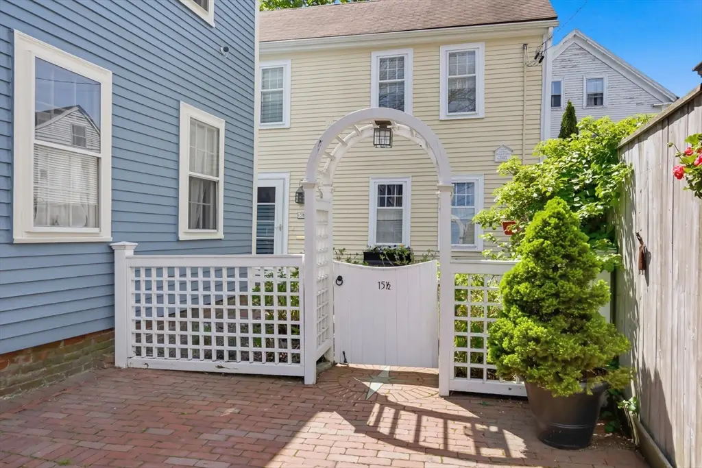 15 1/2 River Street, Salem, MA 01970 - #1