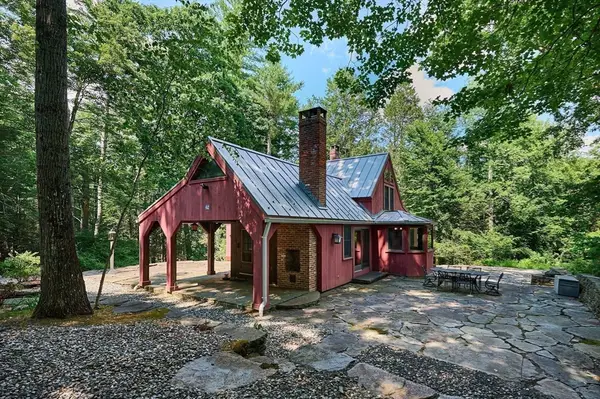 62 Schaefer Way, Charlemont, MA 01339